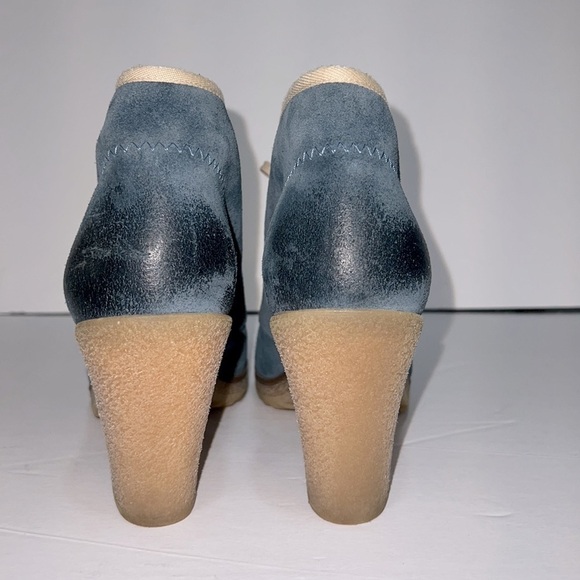 ANTHROPOLOGY JASPER AND JEERA BLUE SUEDE DESERT BOOT SZ 38 DENIM LOOK CREPE SOLE - Picture 3 of 8